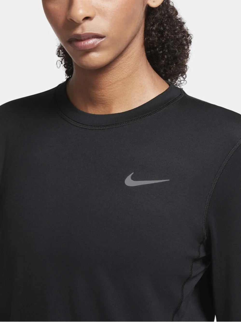 Nike Women’s Black Long-Sleeve Dri-FIT Training Top Small